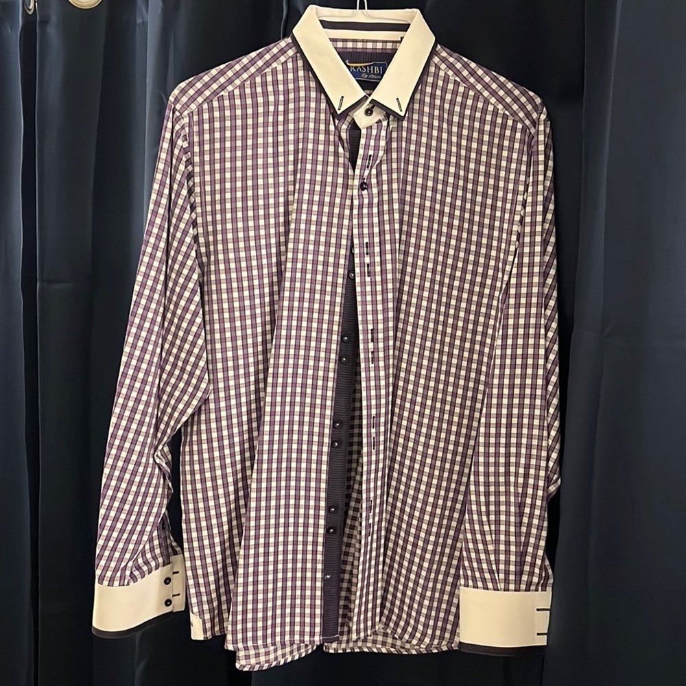 Rashibi Men’s contrast cuff and collar button down. Large. 16.5
